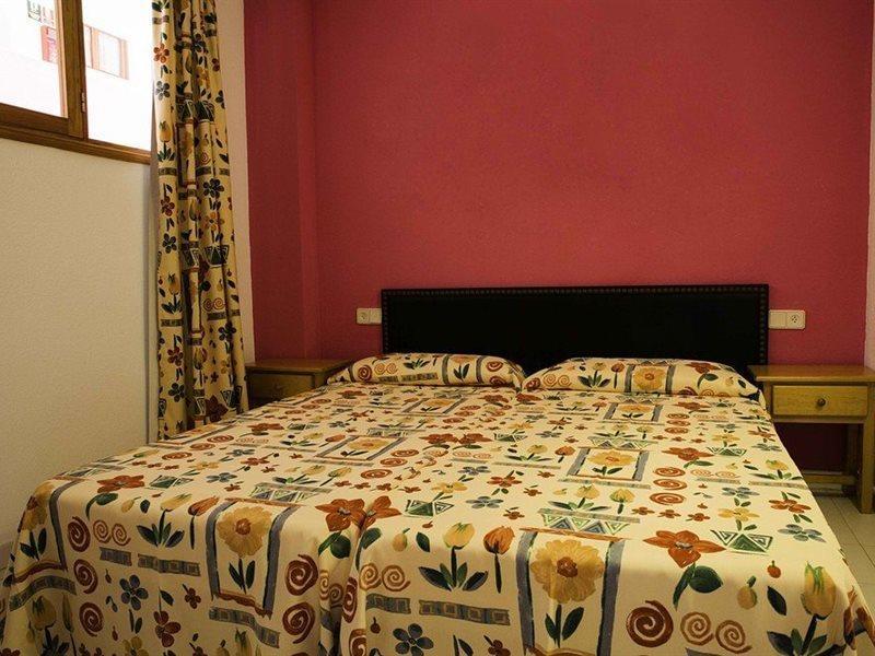 Bh Mallorca Apartments Magaluf  Eksteriør billede