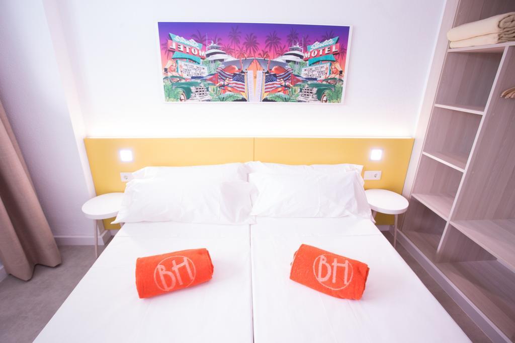 Bh Mallorca Apartments Magaluf  Eksteriør billede