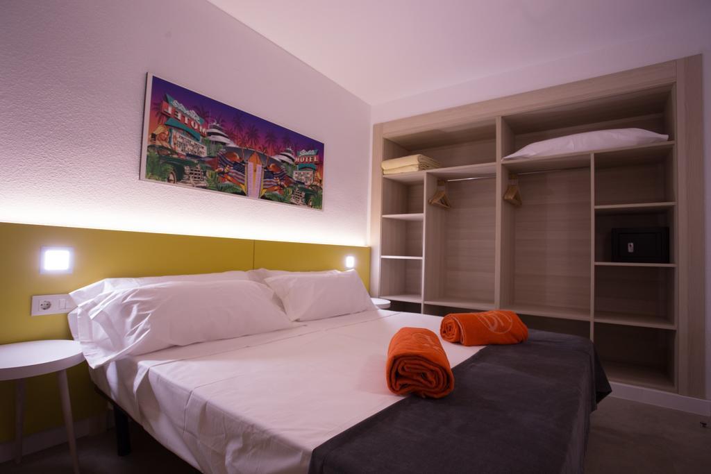 Bh Mallorca Apartments Magaluf  Eksteriør billede