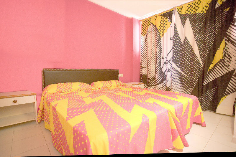 Bh Mallorca Apartments Magaluf  Eksteriør billede