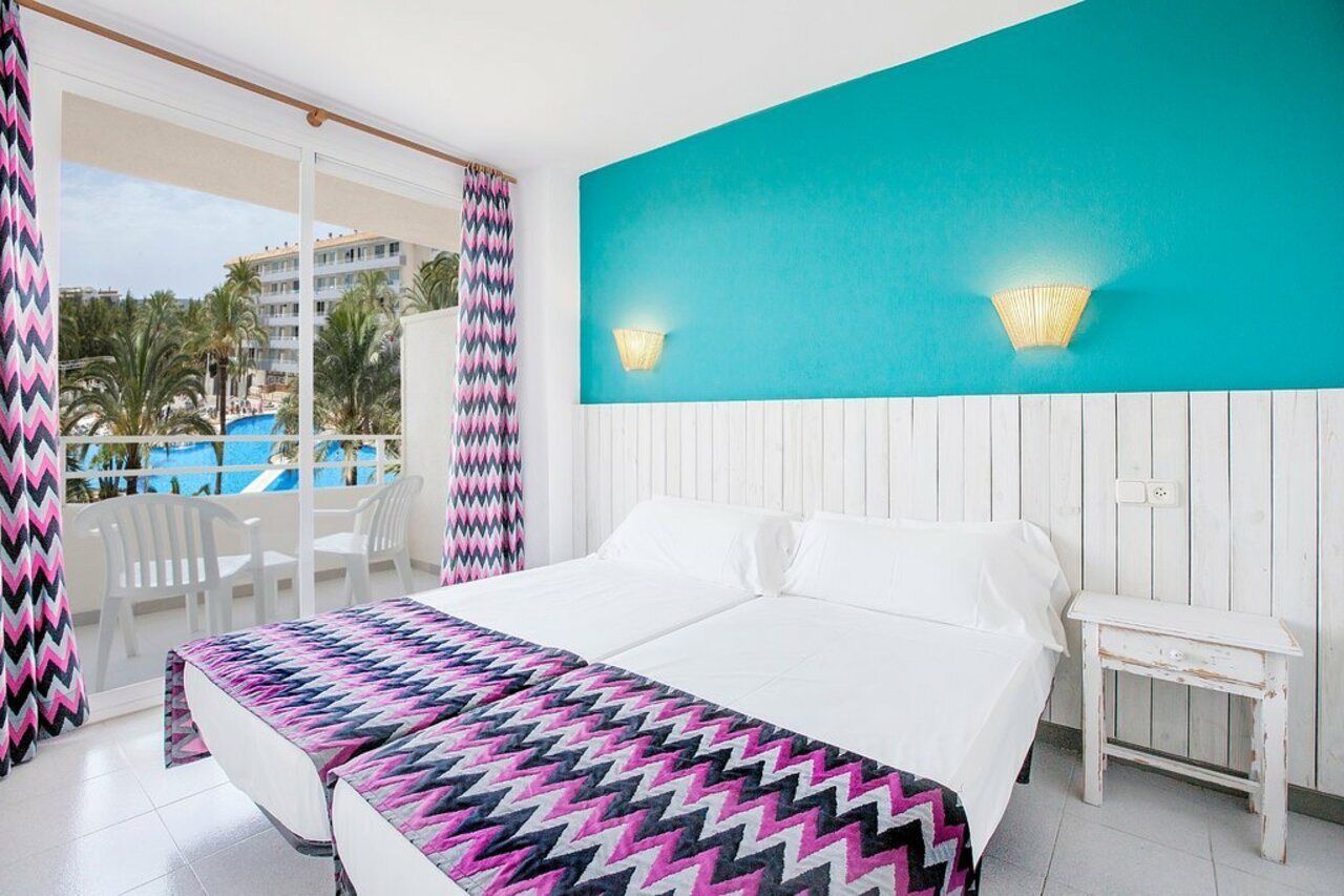 Bh Mallorca Apartments Magaluf  Eksteriør billede